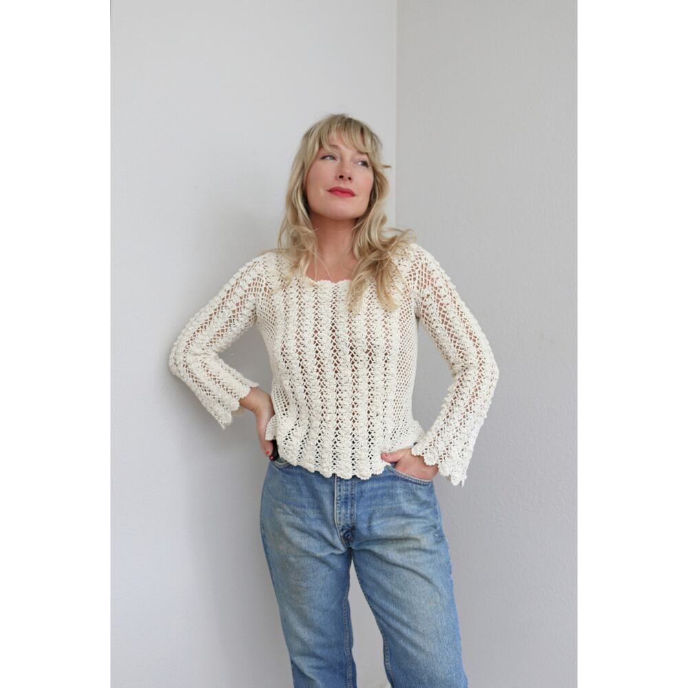 1970's Vintage Cream & Crochet Bell Sleeve Knit Sweater Top ~ Women's XXS to SM